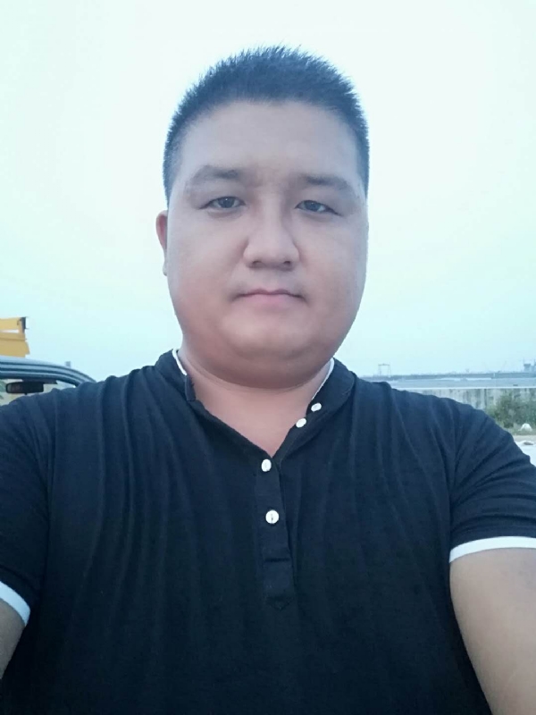 浮华的第一张照片--泉州征婚网