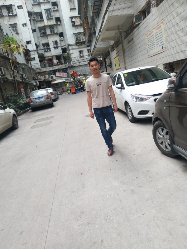 突然的自我的第三张照片--泉州征婚网