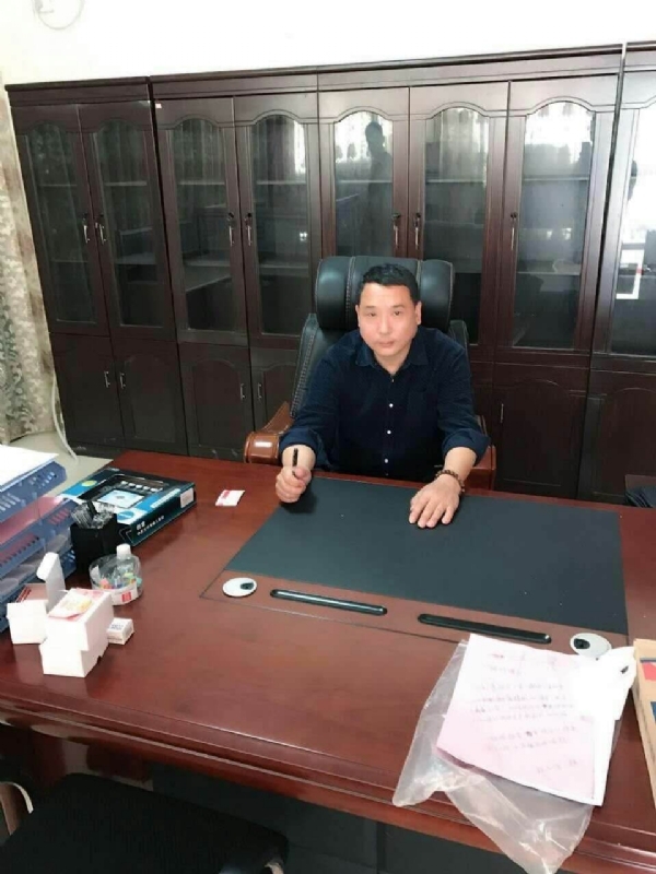 艺术家的第一张照片--泉州征婚网