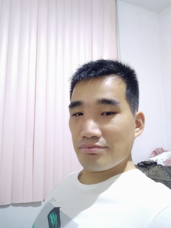 大男孩的第一张照片--泉州征婚网