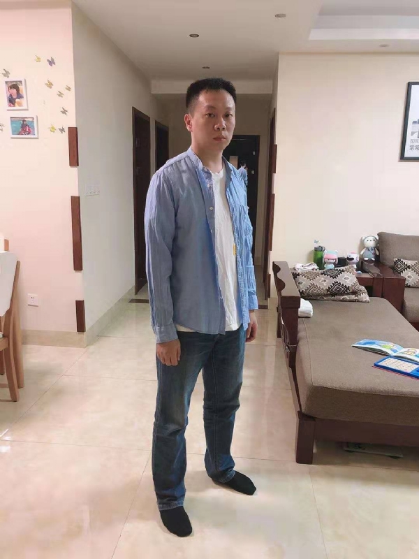 以勒的第一张照片--泉州征婚网