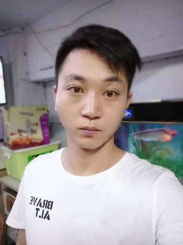 七秒记忆的第一张照片--泉州征婚网