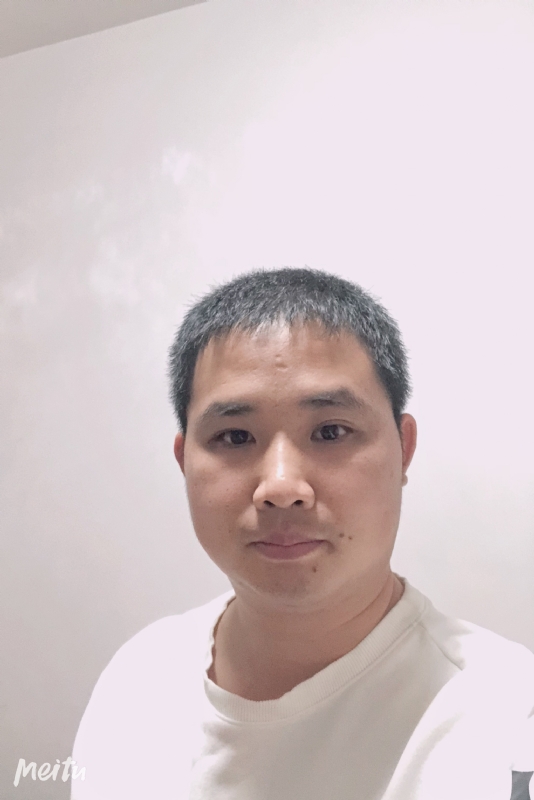 小梁的第一张照片--泉州征婚网