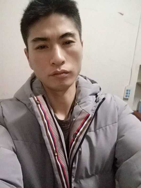 花若离枝的第一张照片--泉州征婚网