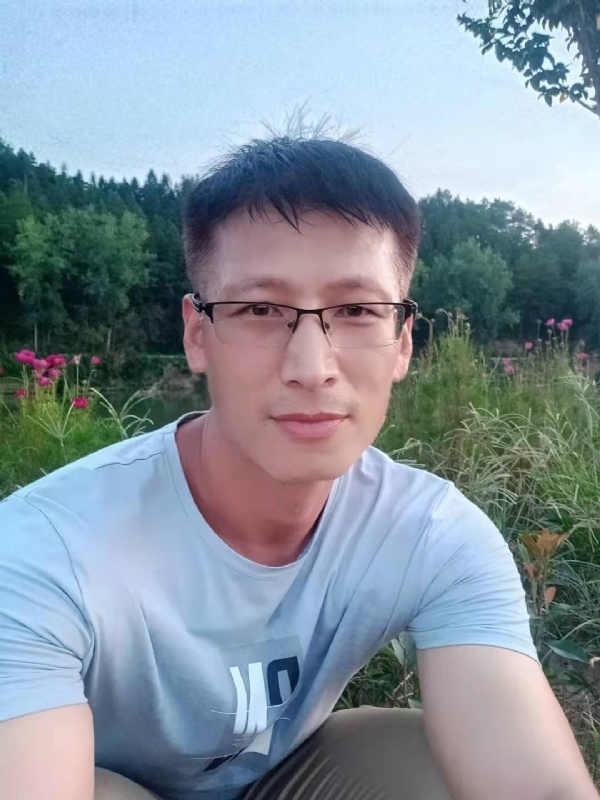 零零柒的第一张照片--泉州征婚网