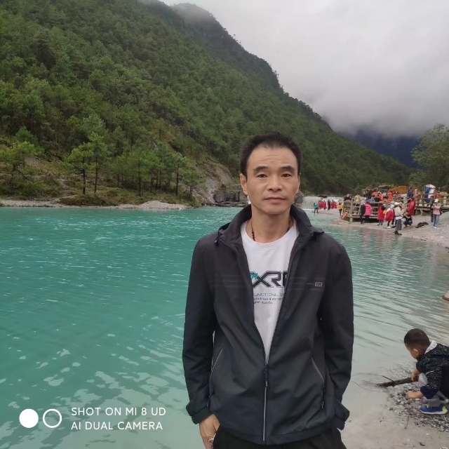 流星的第一张照片--泉州征婚网