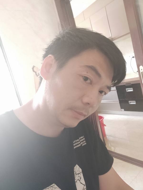 漫步的第二张照片--泉州征婚网