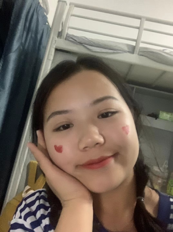 轻轻的一片云的第一张照片--泉州征婚网