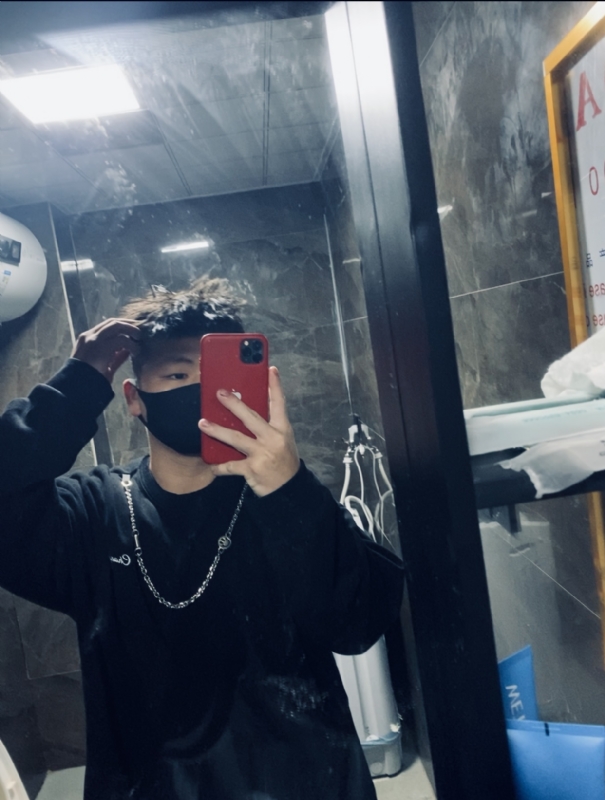 冠希的第一张照片--泉州征婚网