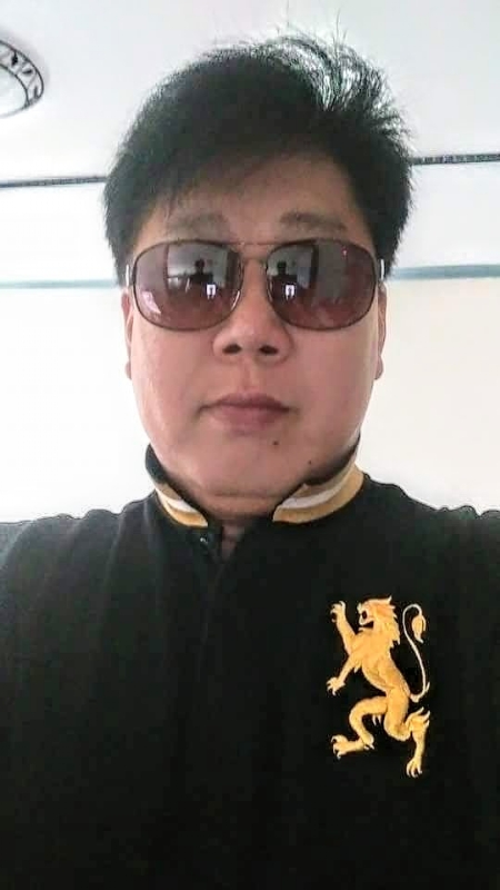 含笑半步癲的第一张照片--泉州征婚网