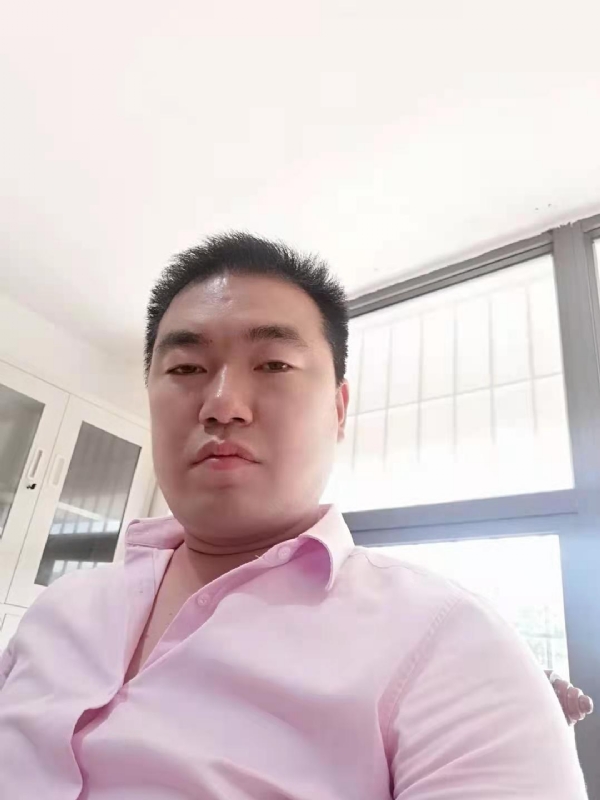 命运的打拼的第一张照片--泉州征婚网