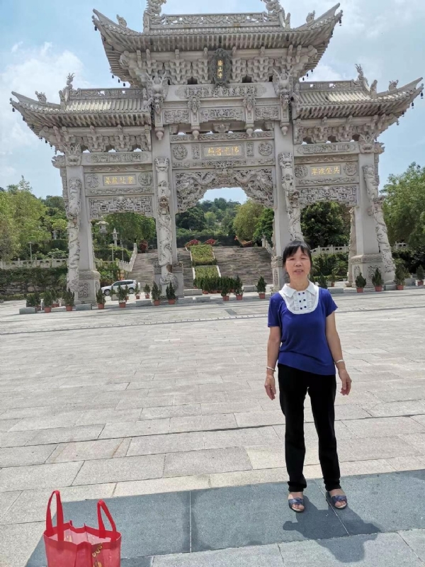 面朝大海春暖花开的第一张照片--泉州征婚网