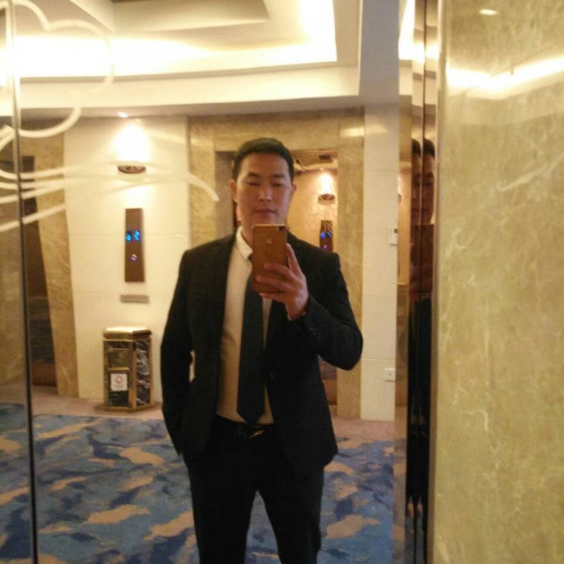 温暖的阳光的第一张照片--泉州征婚网