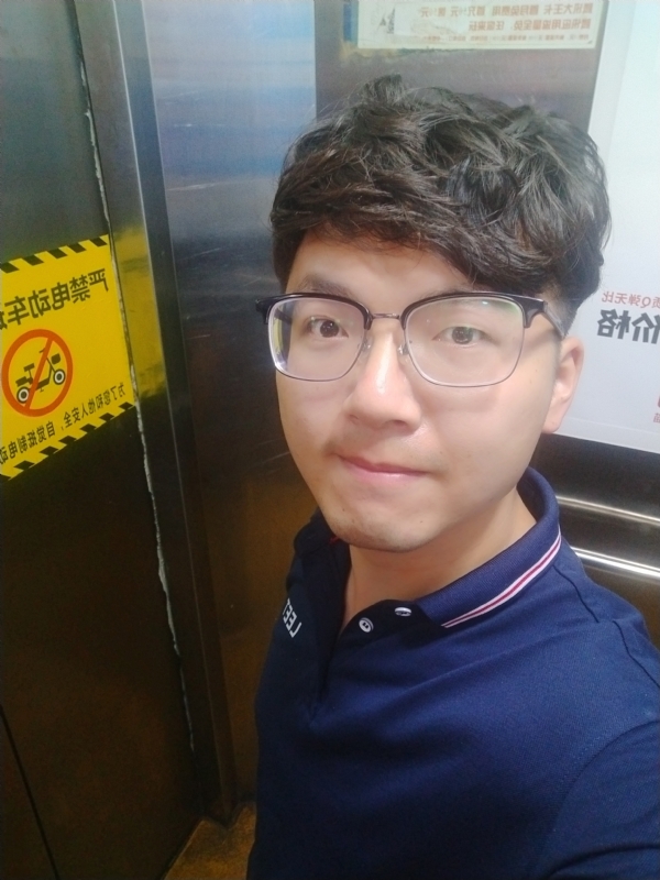 H先生的第二张照片--泉州征婚网