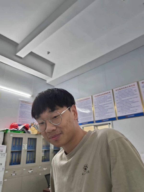 牛子弟的第一张照片--泉州征婚网