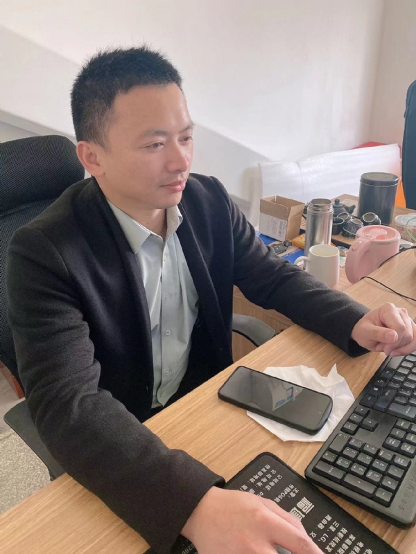 落叶知秋的第一张照片--泉州征婚网