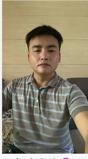 走在红毯那一天的第二张照片--泉州征婚网