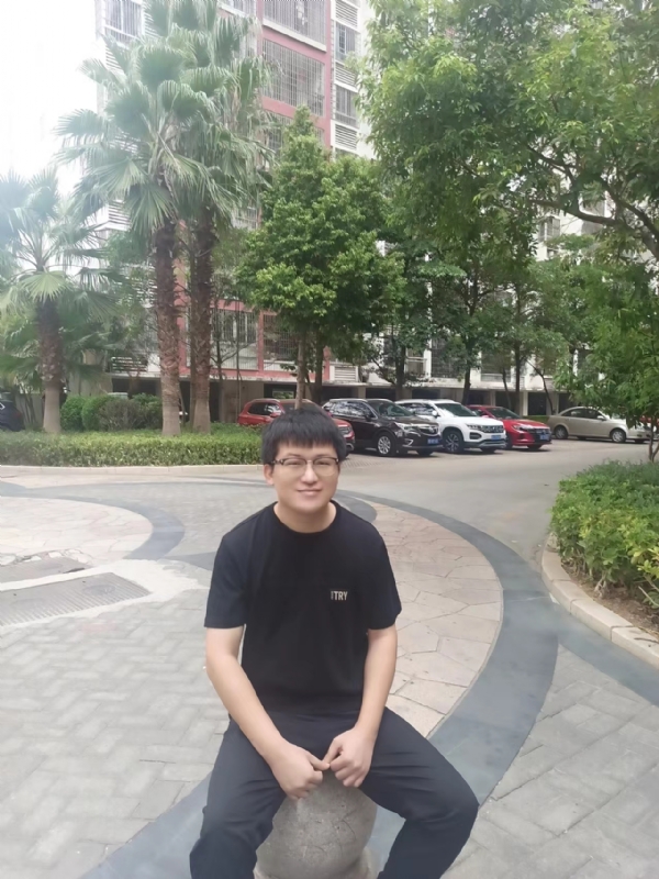 等闲的第三张照片--泉州征婚网