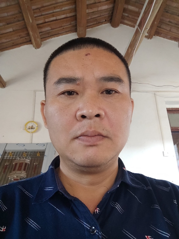 破碎的第一张照片--泉州征婚网