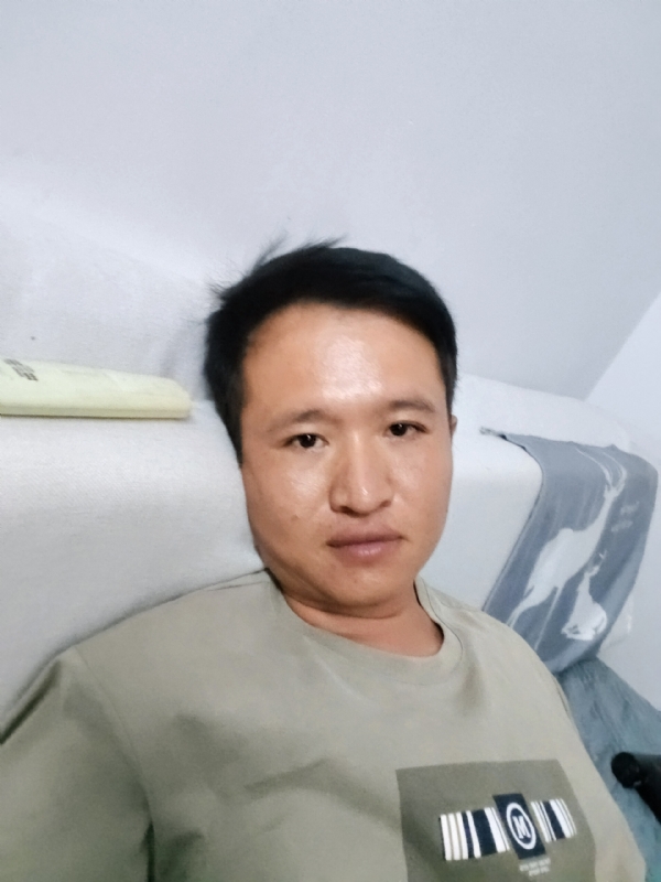 陌生人的第三张照片--泉州征婚网