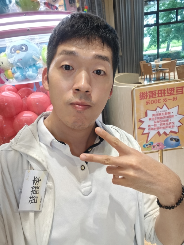 銪哲的第一张照片--泉州征婚网