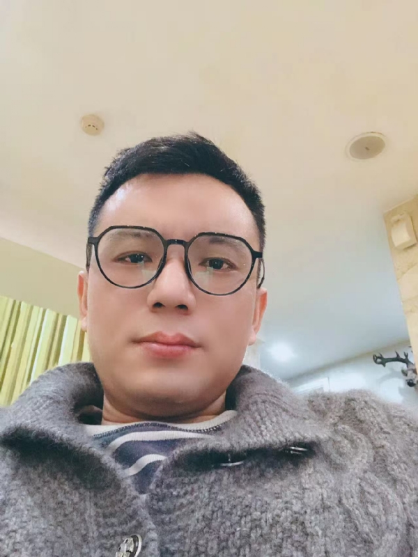 失神的第一张照片--泉州征婚网